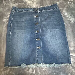 Earl Jean skirt with buttons women size 6